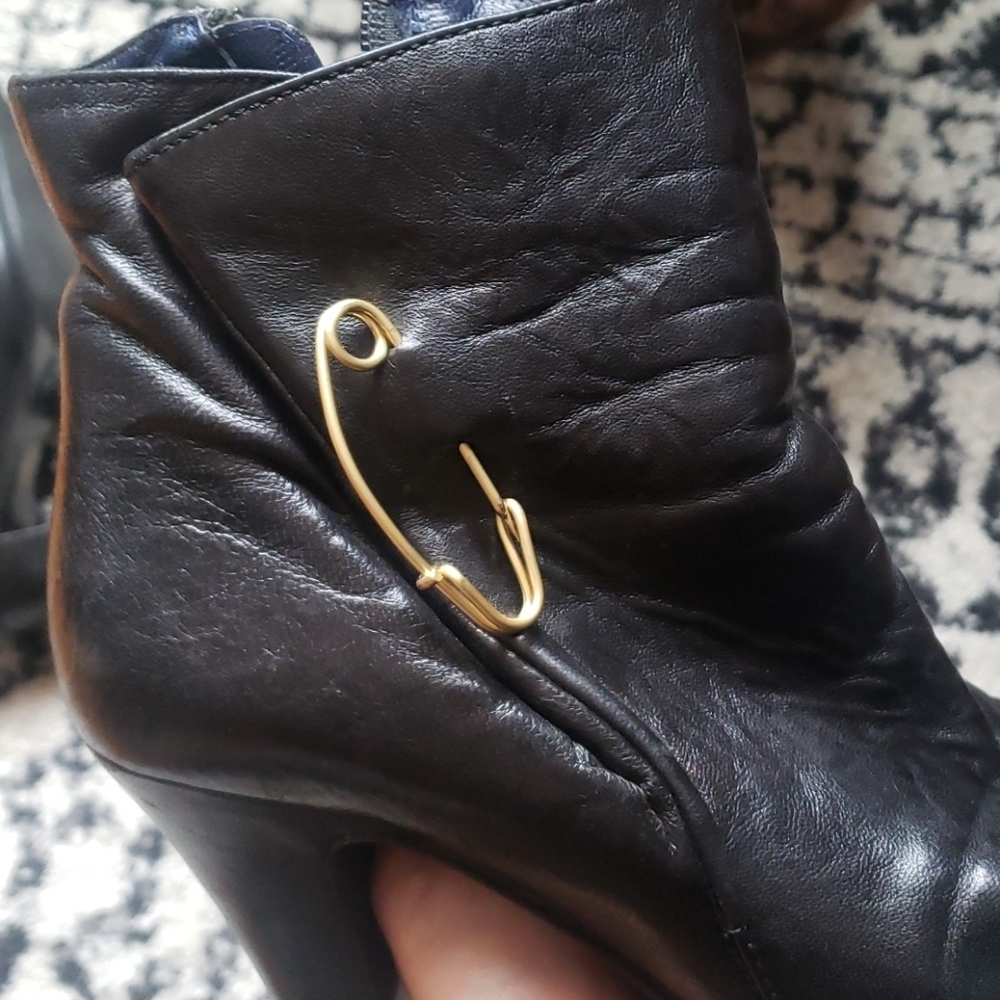 Hugo Boss black leather heeled booties - Picture 6 of 7